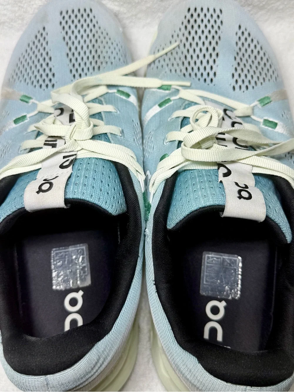 On Cloudsurfer Men’s Size 11 Running Shoes Ice Blue Gray CloudTec Phase Sneakers